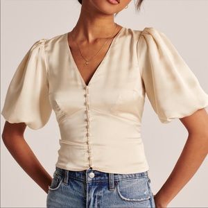 Abercrombie & Fitch puff sleeve blouse size small